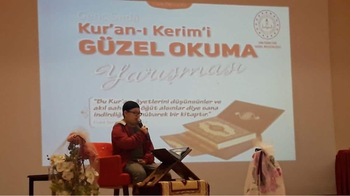 Kur'an-ı Kerim'i Güzel Okuma Yarışmasında Okulumuzu Hasan ASLAN Temsil Etti.